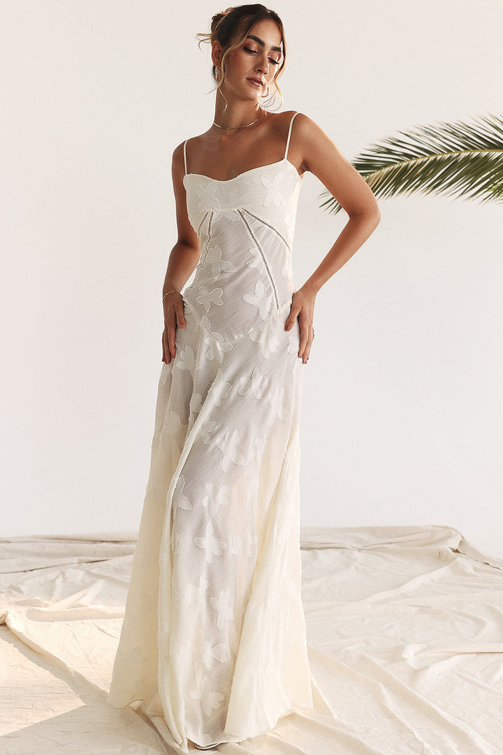 Charline | Embroidered Elegant Maxi Dress
