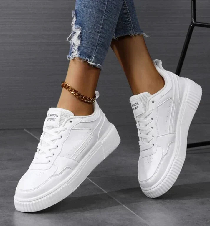 Sara - Stylish and Comfortable Sneakers