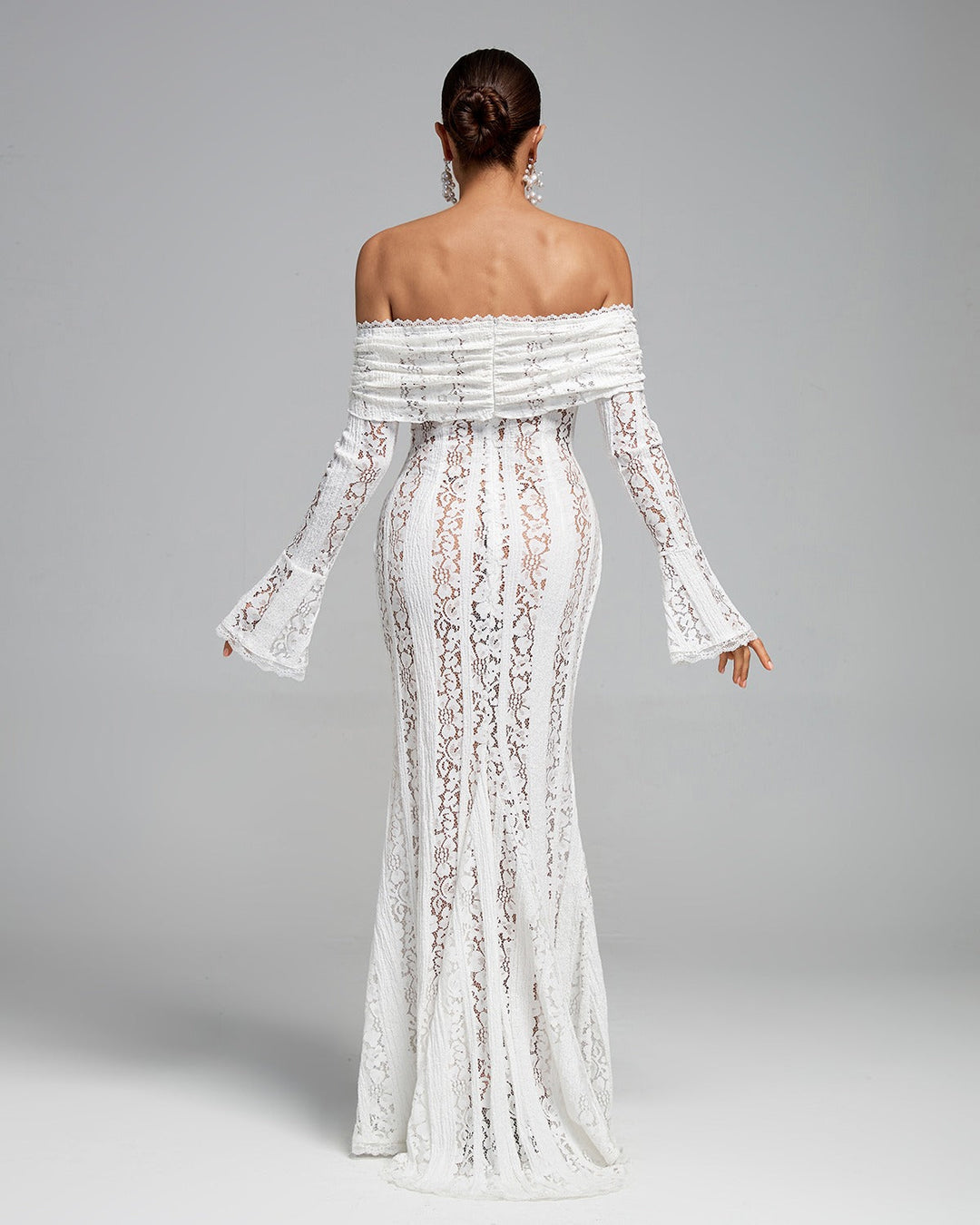 Suus | Luxe Off-Shoulder Maxi Dress in Lace