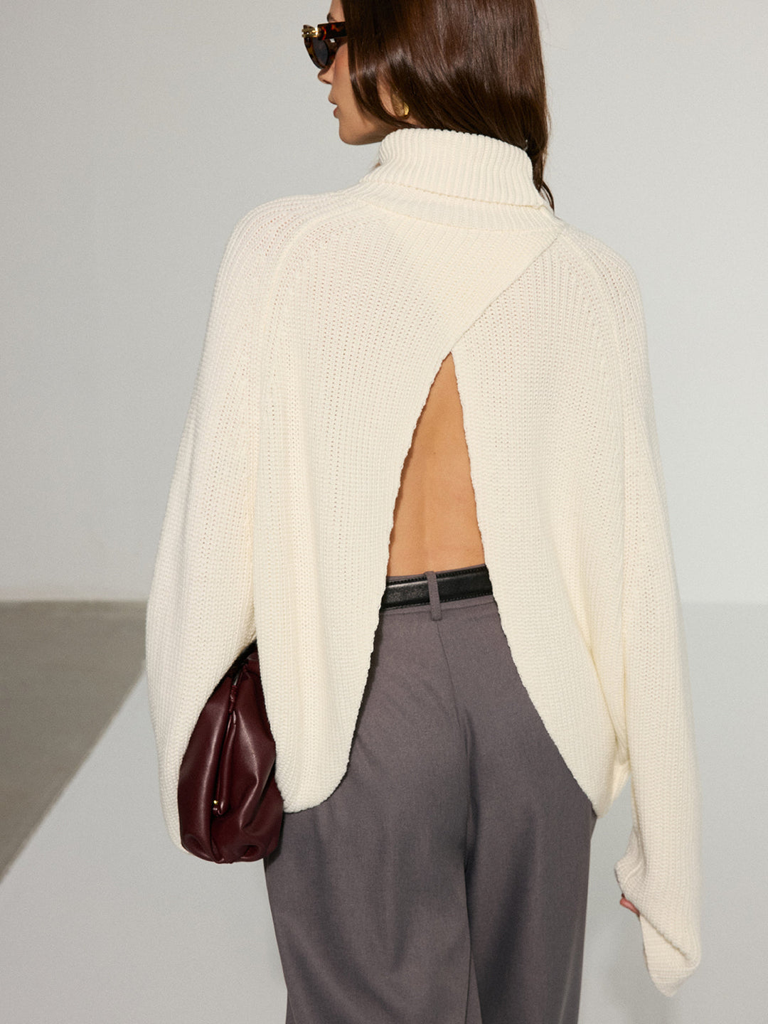 Malena | Trendy Roll Neck Jumper with Open Back for Women - Knitted Style, Comfortable and Trendy