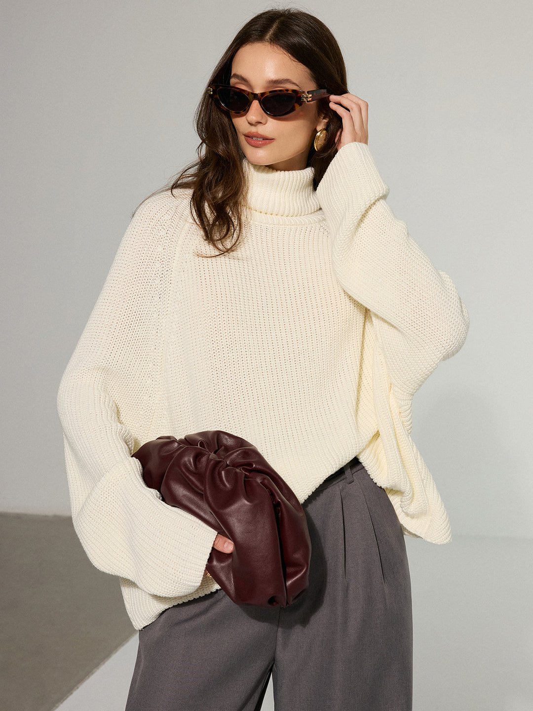 Malena | Trendy Roll Neck Jumper with Open Back for Women - Knitted Style, Comfortable and Trendy