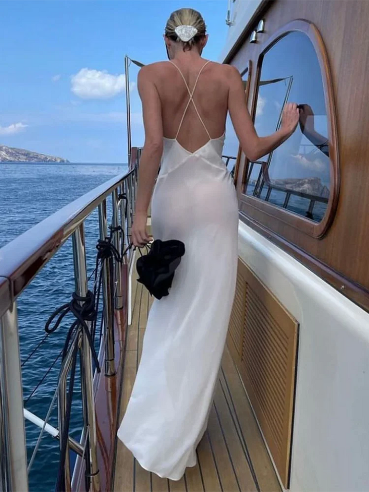 Tracy | Luxe Party Dress with Elegant Fit – Maxi Model with Deep V-Neck