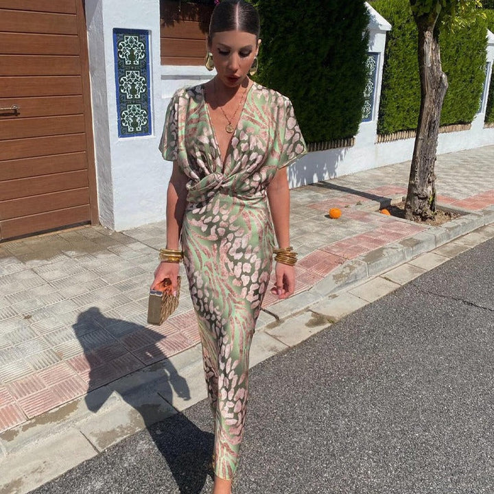Zi | Maxi Dress with Twist Detail and Elegant Fit
