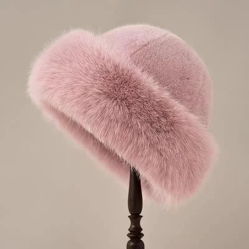 Velora - Fur Hat for Winter Days
