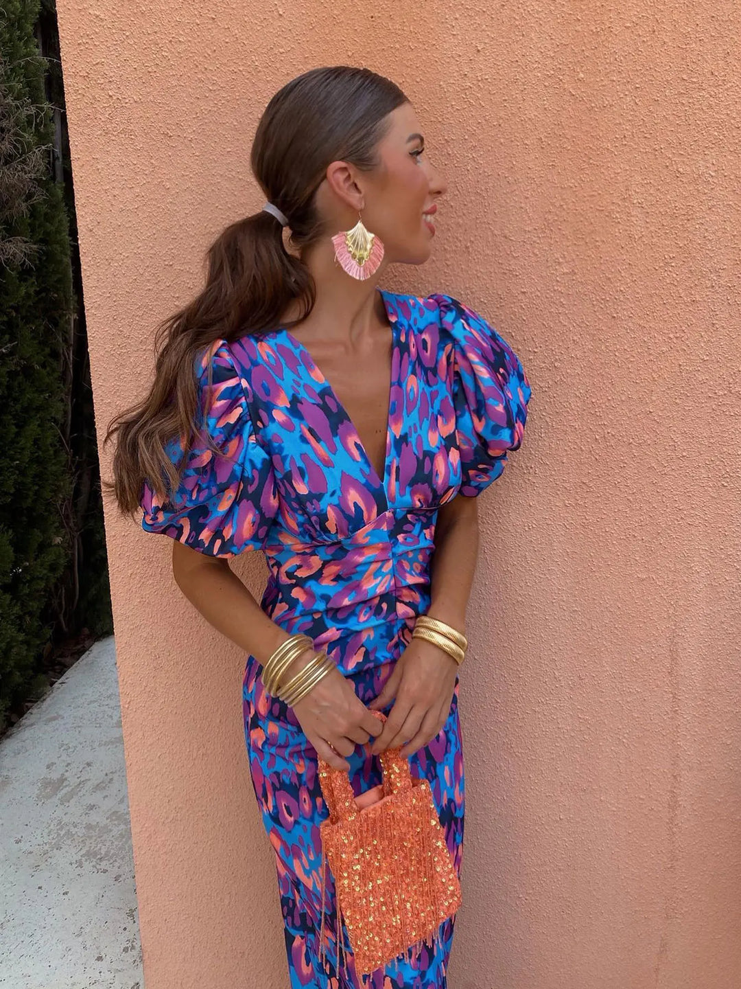 Leeloo | Stylish Summer Dress with V-Neck and Puff Sleeves