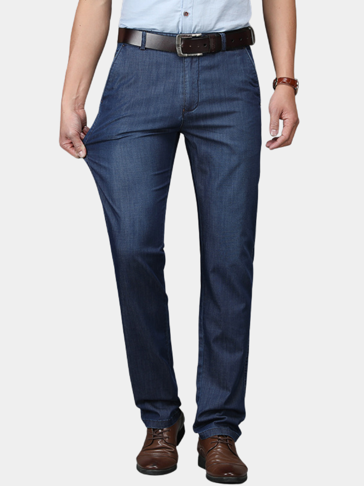 Jean Denim with a Classic Fit for Men