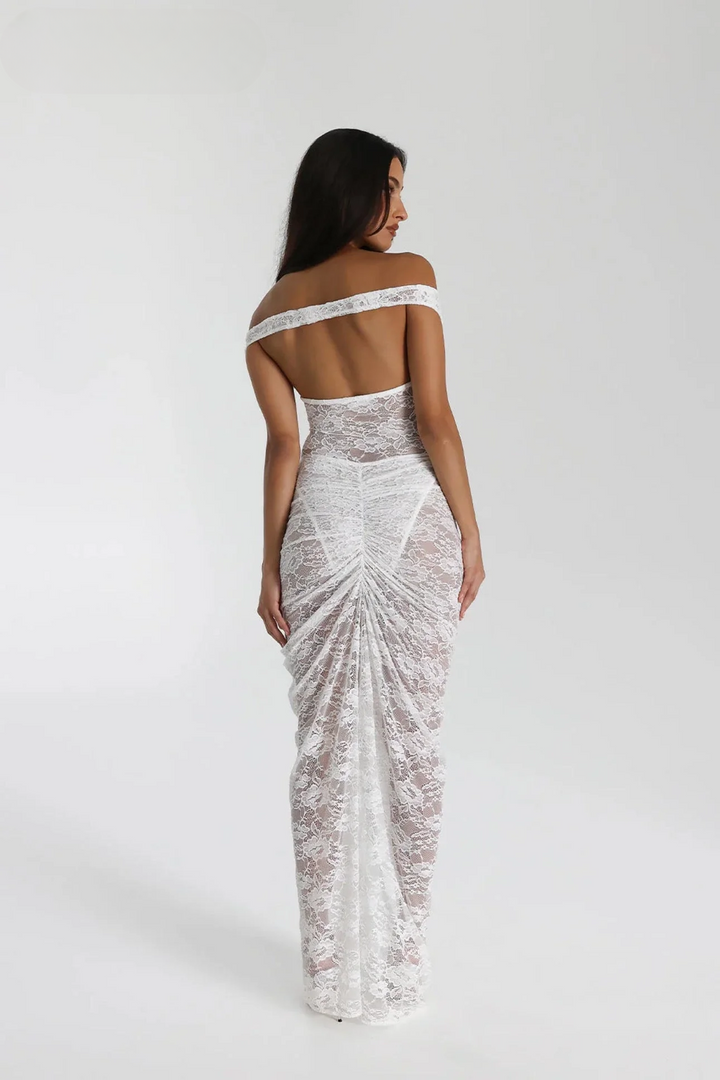 Oriana | Luxe Midi Dress in Lace – Elegant & Timeless Design