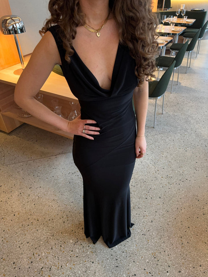 Zahra | Festive Sleeveless Maxi Dress with V-Neck