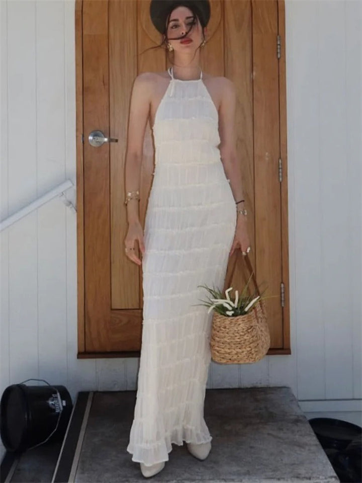 Dieka | Elegant Halter Maxi Dress with Open Back