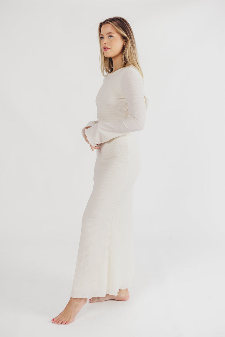 Rafaela | Elegant Maxi Dress with Open Back